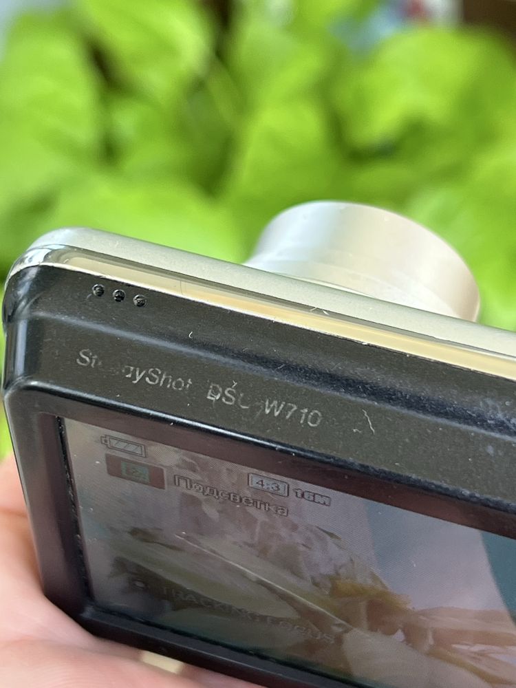 Цифровой фотоаппарат Sony W 710
