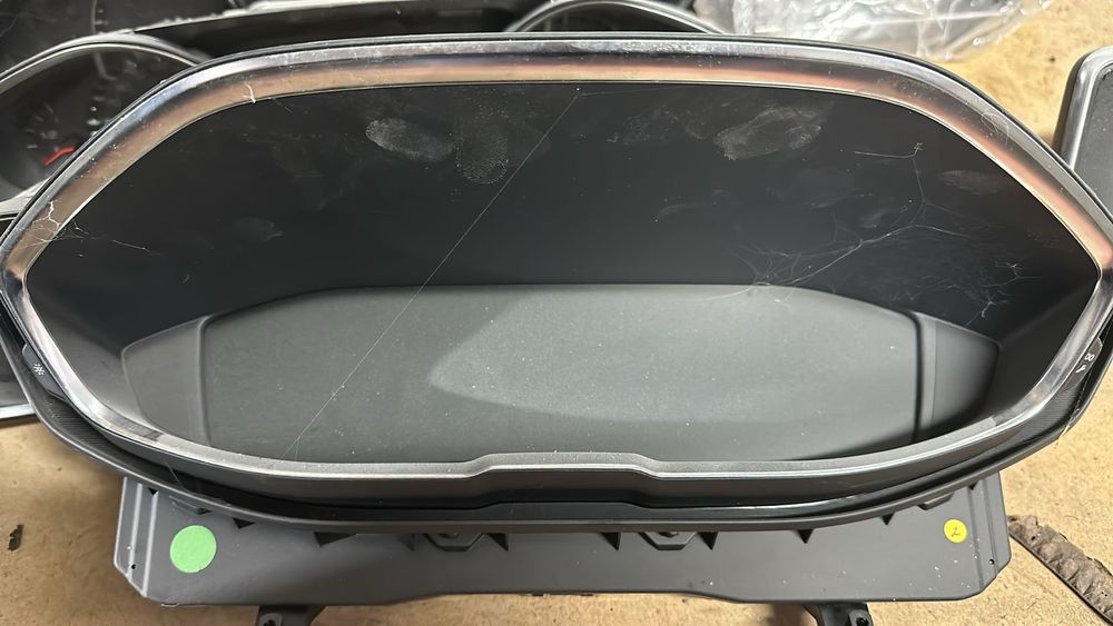 Quadrante Peugeot 5008, 2019