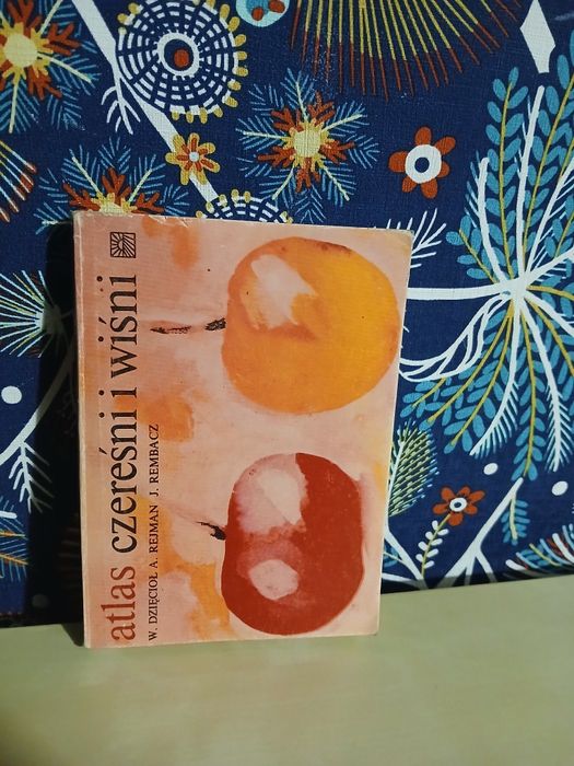Atlas czereśni i wiśni książka