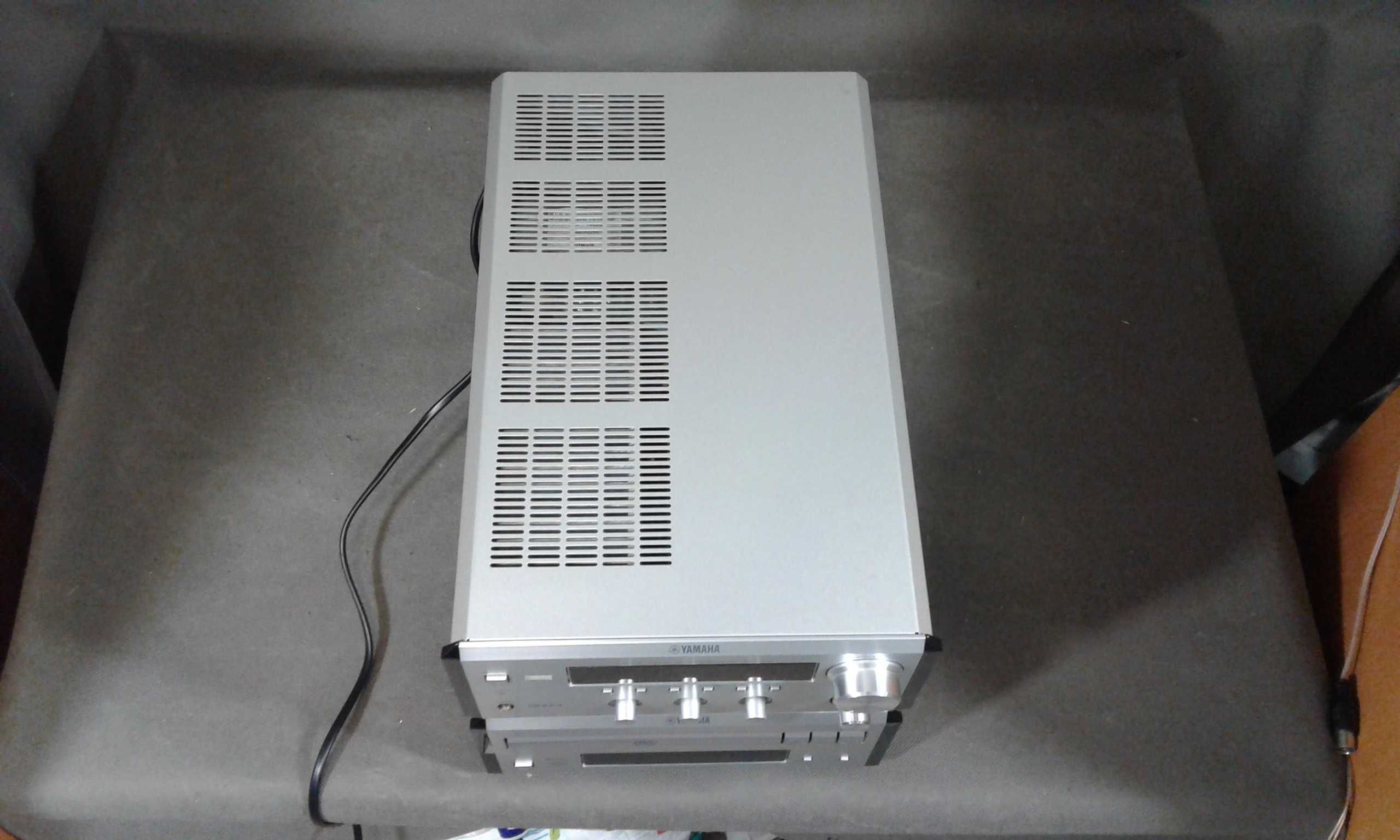 YAMAHA RX-E600 amplituner stereo zestaw