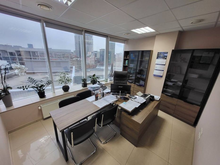 Продам Офис Помещение Центр Мост Сити Апартаменты