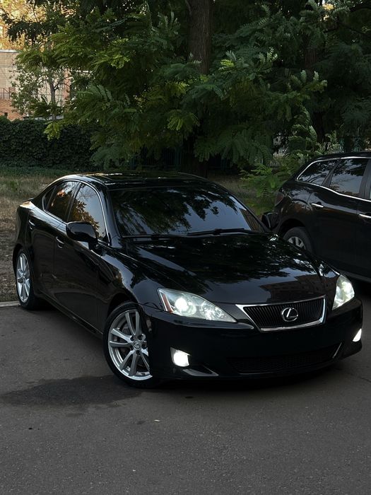 Продам LEXUS IS 350