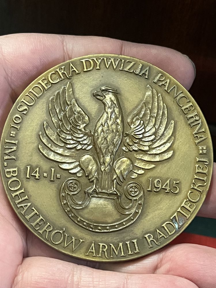 Medal wojskowy 10 sudecka dywizja pancerna