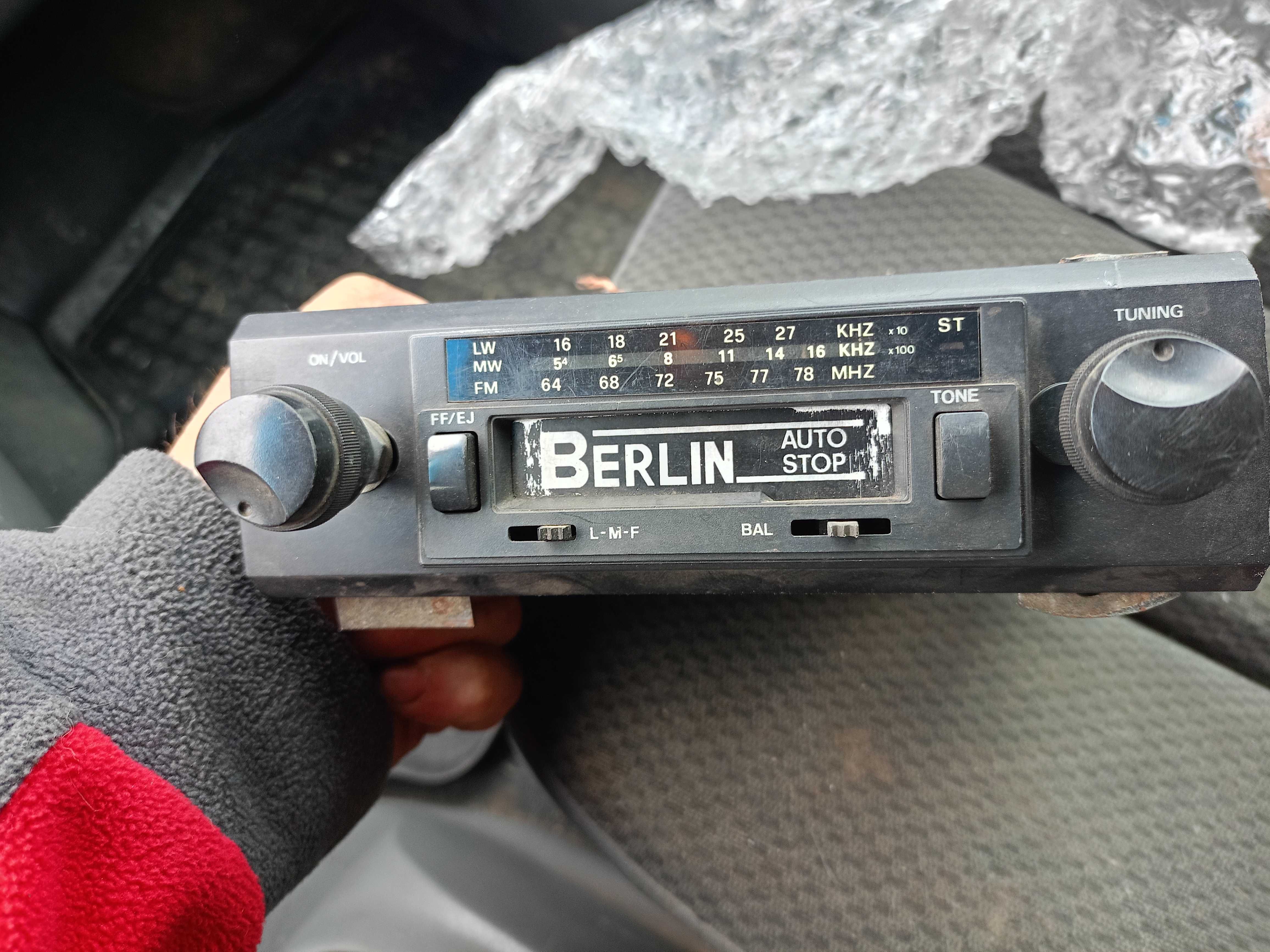 Radio samochodowe  Berlin  rarytas