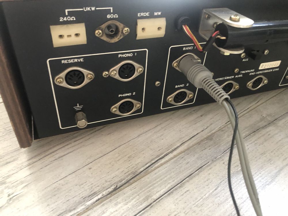 Amplituner Nikko STA-7070