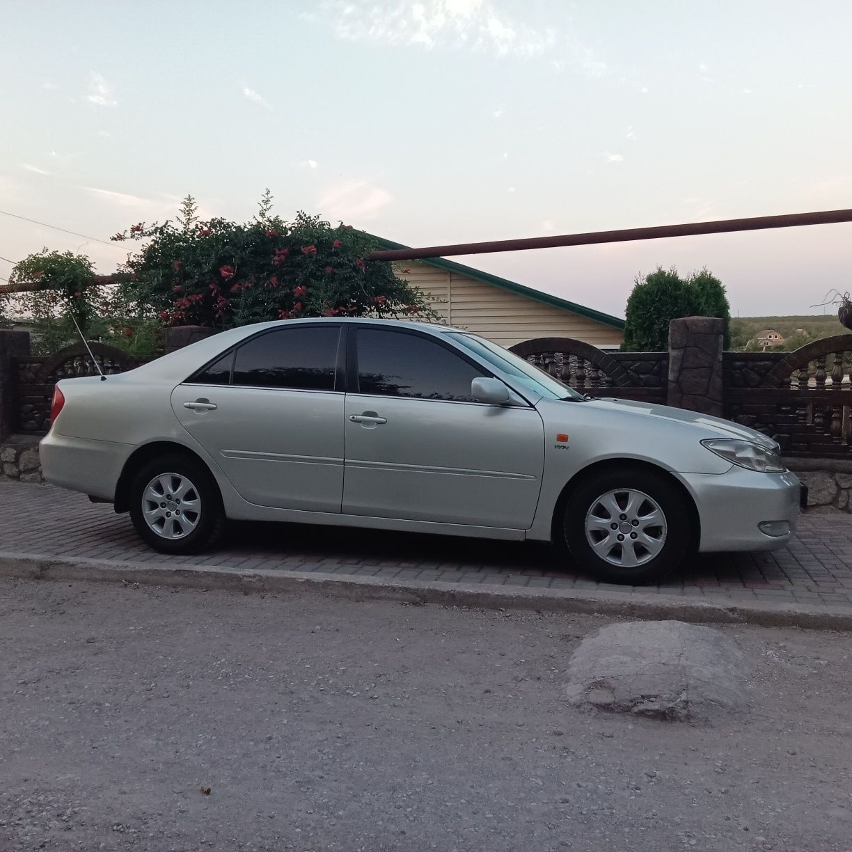 Toyota Camry 30  3600 $