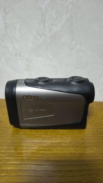 Range finder Nikon Laser 1000A S