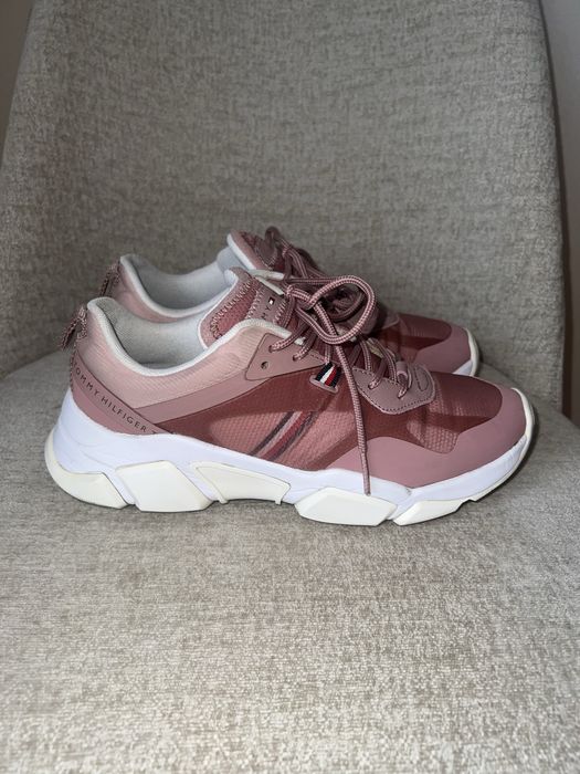 Кросівки tommy hilfiger 39 кроссовки