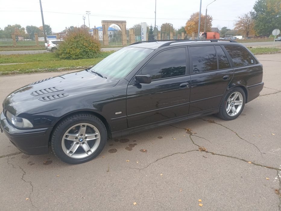 Продам BMW 5 E39 2.2 бензин