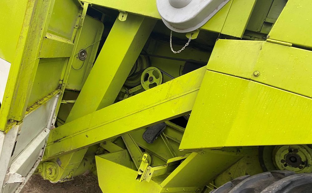 Elewator  kłosowy kombajn claas Dominator 78,76,86,96,88 inne