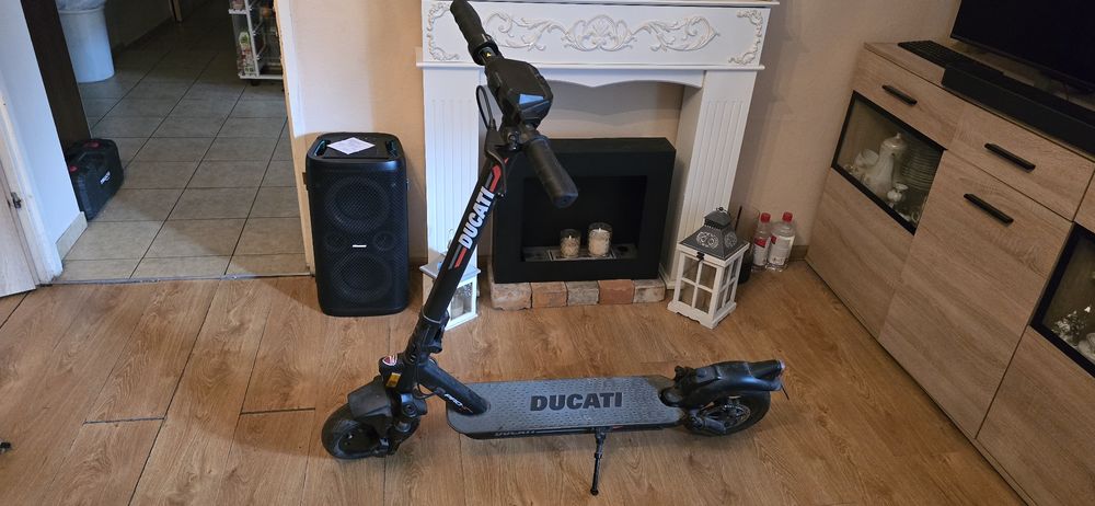 Hulajnoga elektryczna