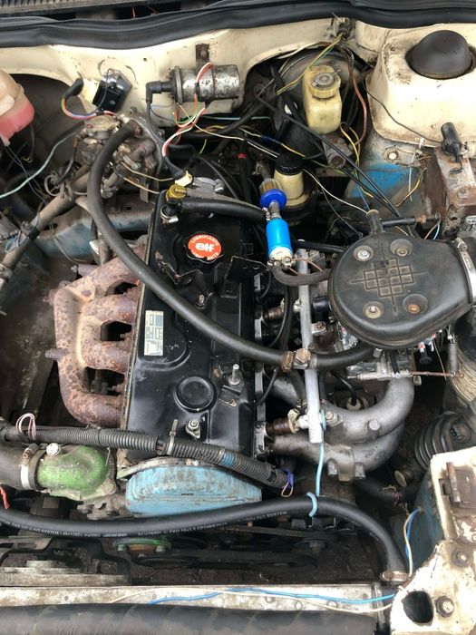 Продам . Авто в гарному стані. Об'єм 2.0 газ . Бензин. 1988.р ціна1200