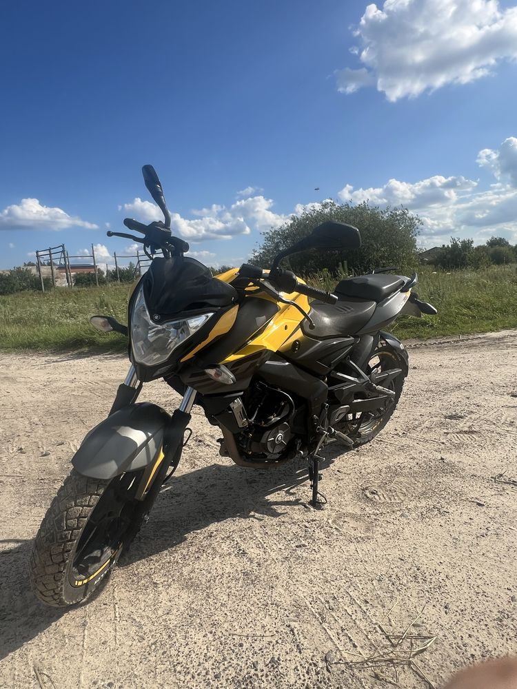 Bajaj Pulsar NS200