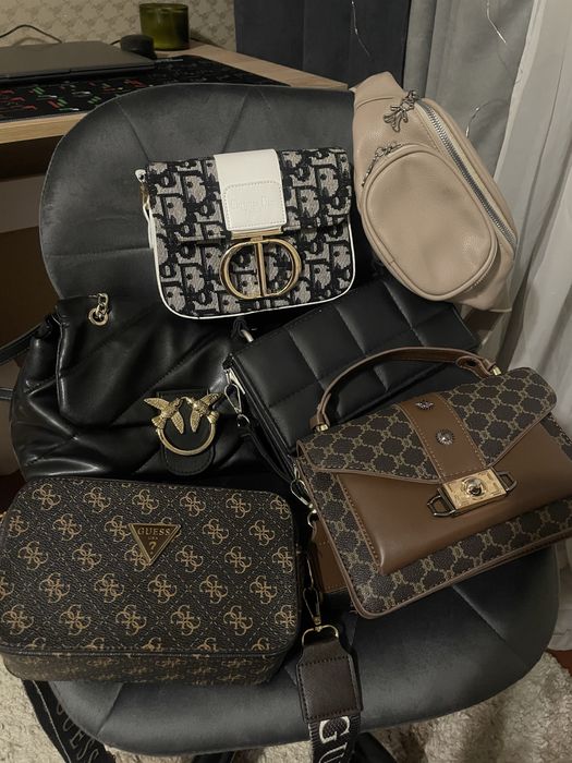 Жіночі сумочки різних молелей