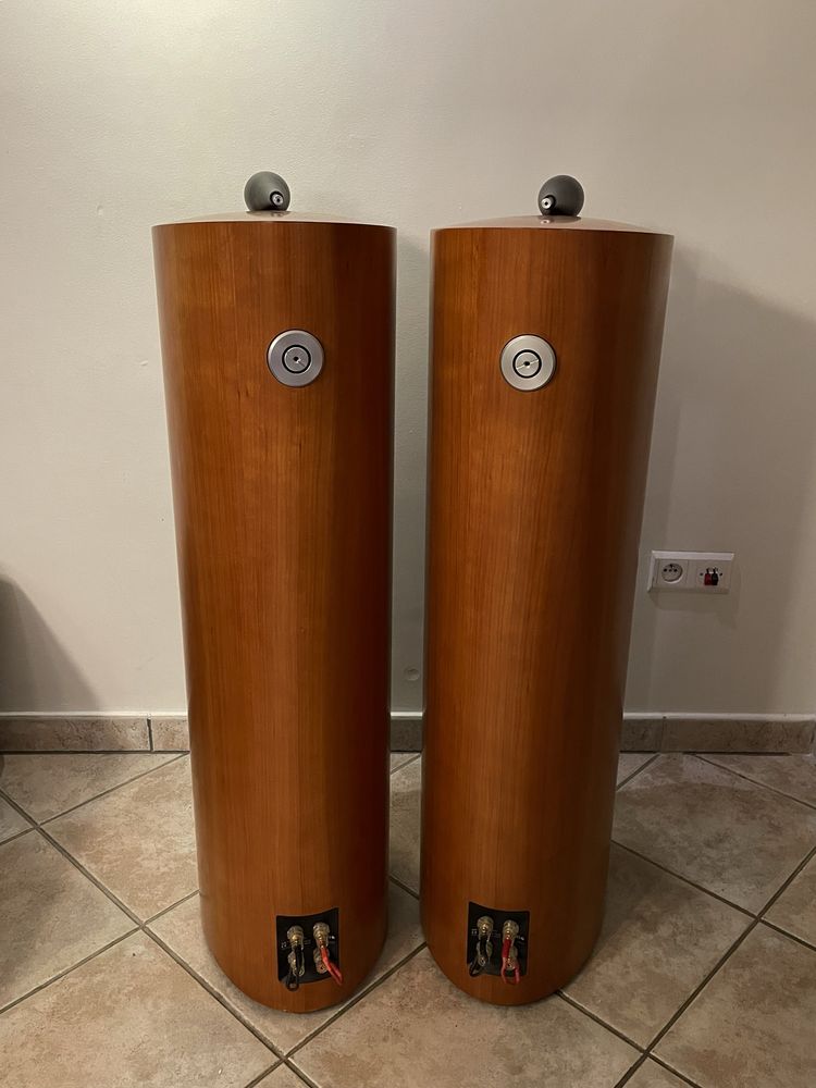 Kolumny podłogowe Bowers & Wilkins 803S