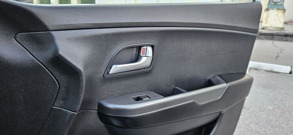Kia Rio 2012 року