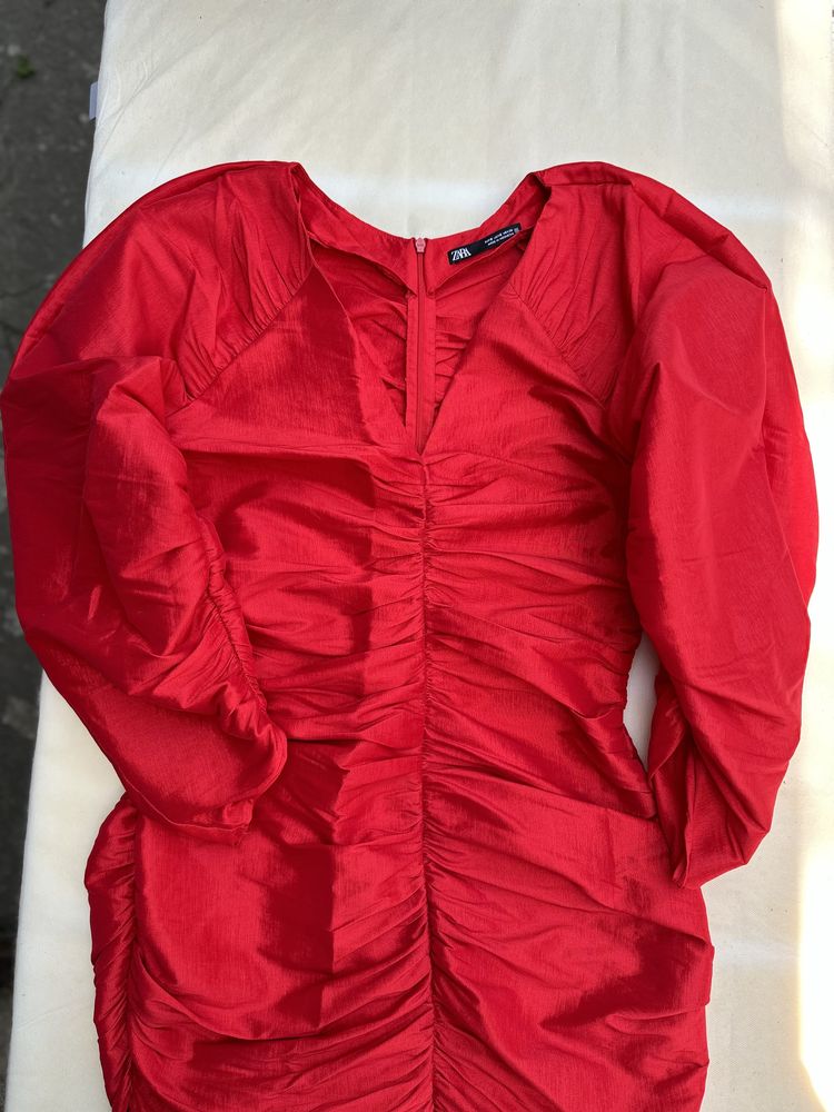Платье Зара ZARA красное плащевка драпировка