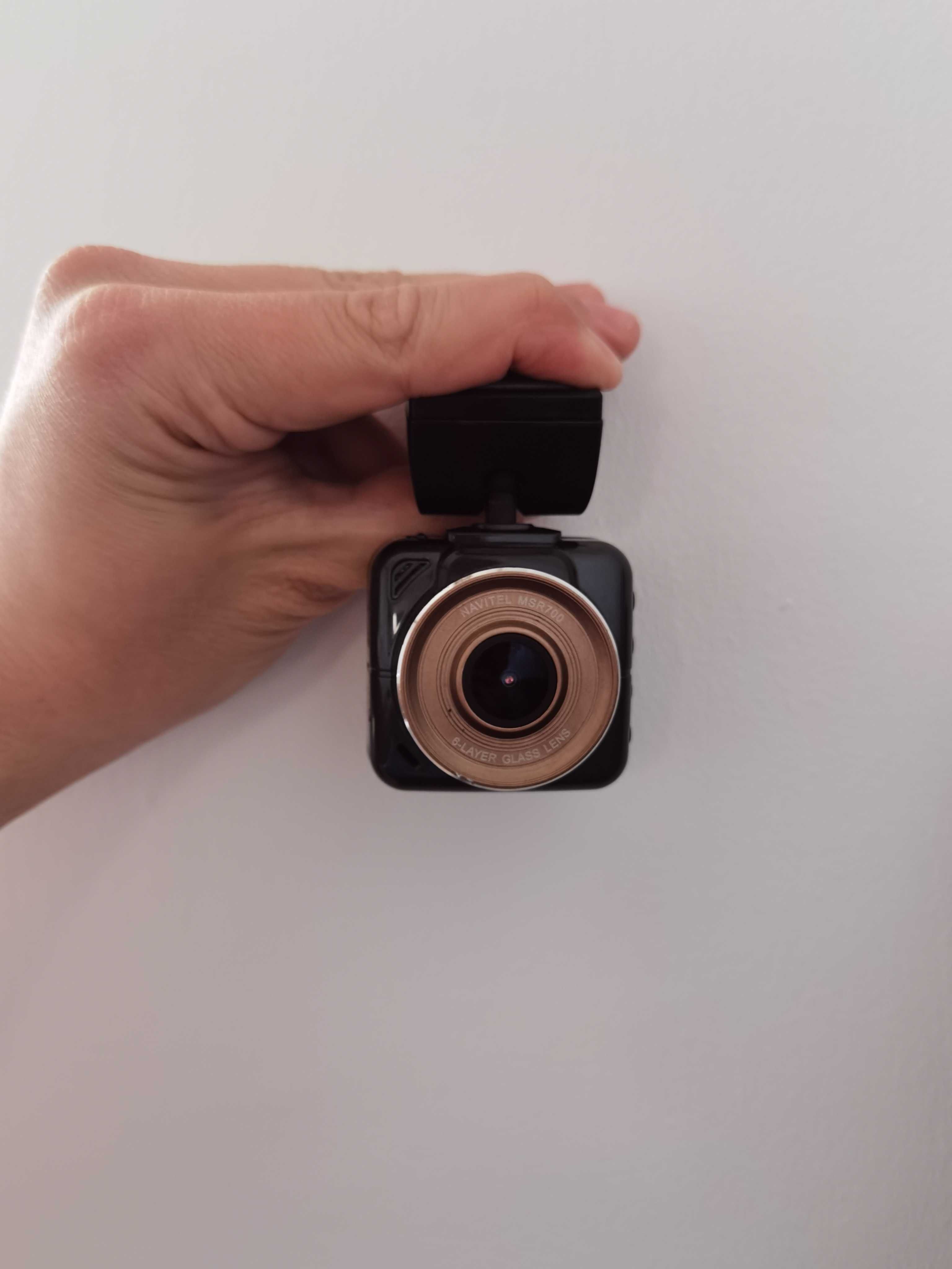 Navitel MSR700 (R600 w innej obudowie) rejestrator samochodowy kamerka