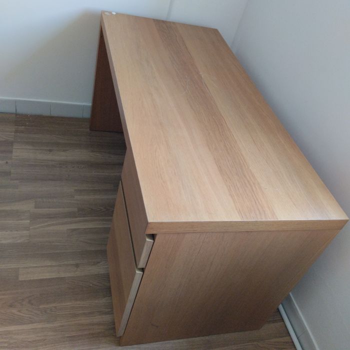 UREGENTE PARA DESPACHAR HOJE.        Secretaria madeira medida 140x60