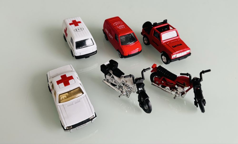 McToy - zestaw resoraków i motorów w skali jak Matchbox, Majorette