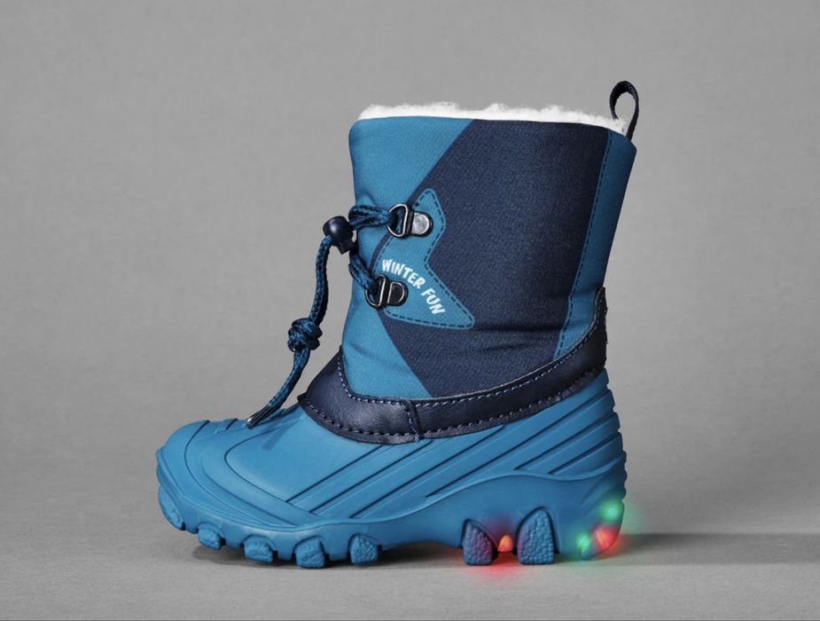 Nowe buty chłopięce