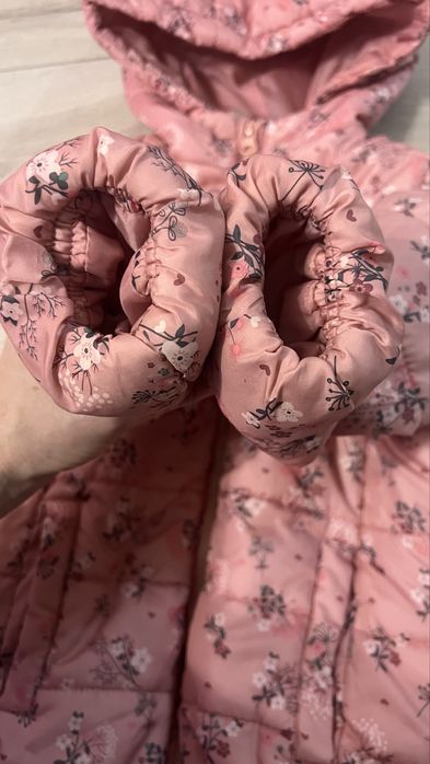 Продам демісезонну куртку