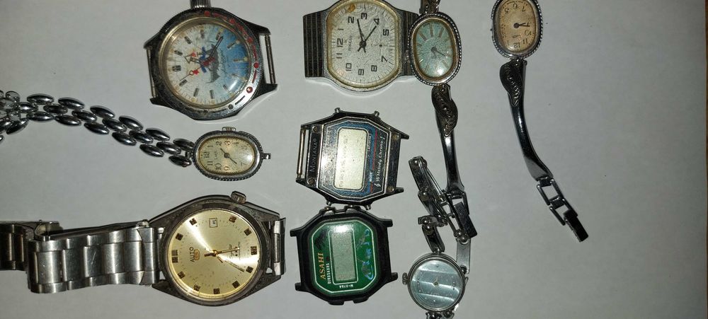 Часы разные наручные
