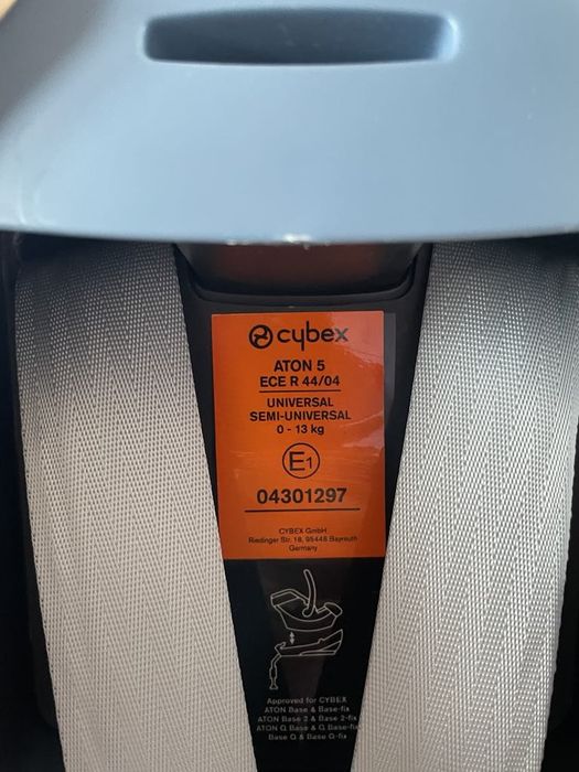 Czerwony Fotelik Cybex Anton 5 baza