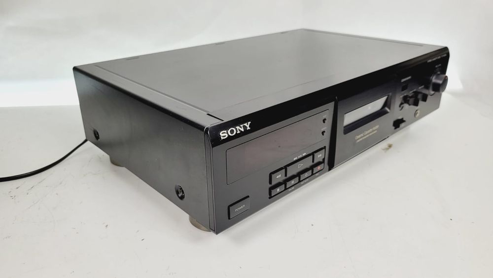 Magnetofon SONY TC KE300 deck kaseta 2 głowicowy Dolby B C HX PRO