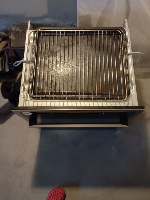 Piekarnik elektryczny firmy Elektrolux