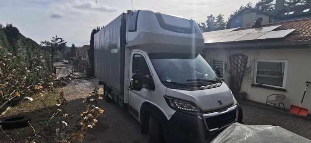 Peugeot Boxer plandeka 10EP  , firanka, kabina sypialna, nowy silnik. Stary silnik dodaję gratis.