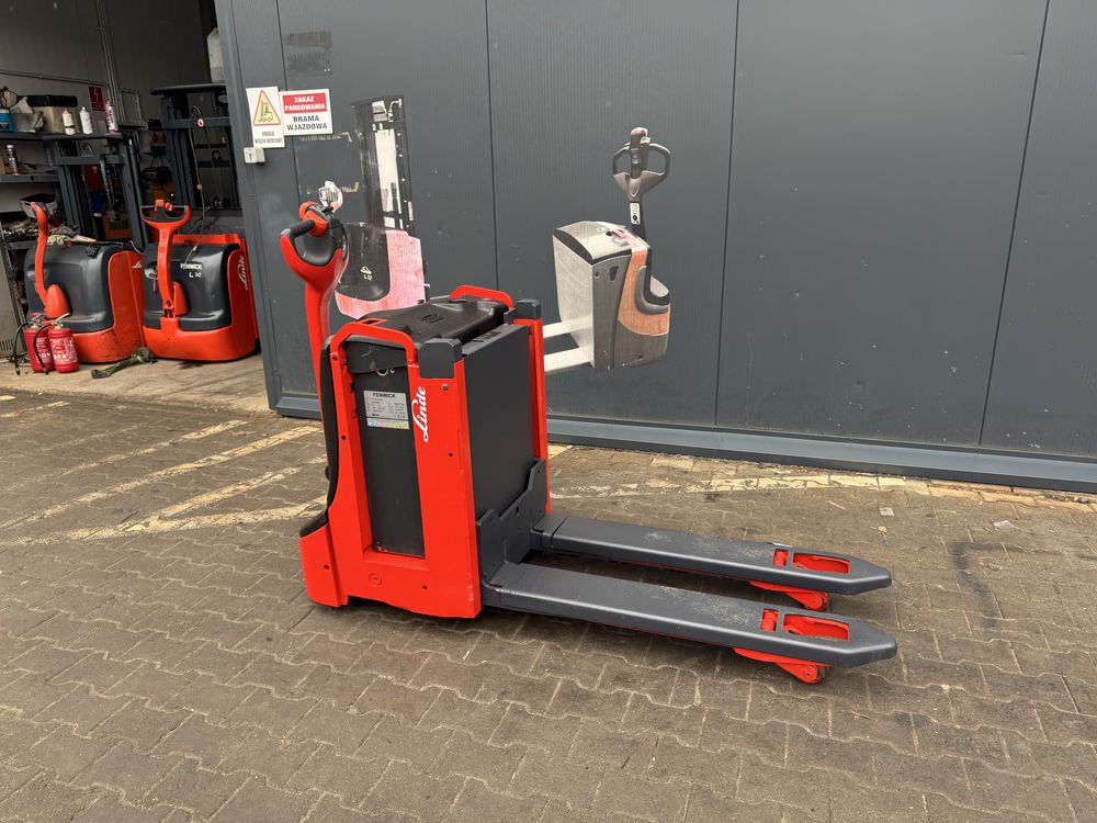 Paleciak elektryczny Linde T 16 L wózek Linde 800 kg 70 cm