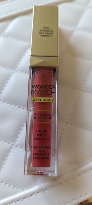 Eveline wonder match pomadka matowa w płynie