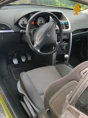 Sprzedam Peugeot 207 CC