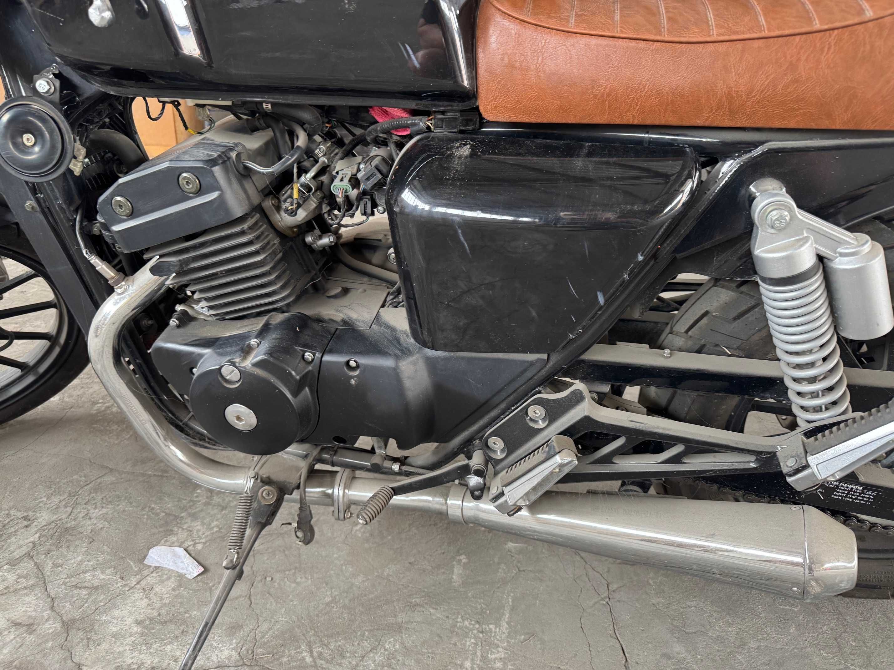 Junak M14 powypadkowy cafe racer