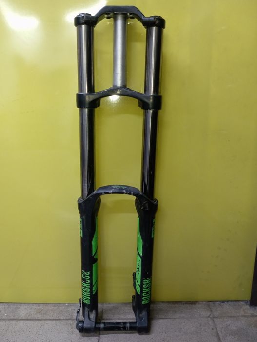 Двухкорона вилка Rock shox domain dual crown
