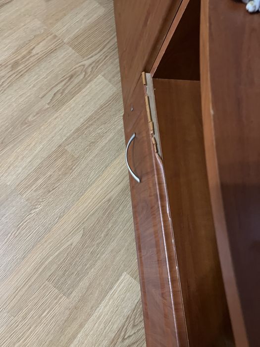 Стінка у вітальню, шафа, комод, меблі терміново