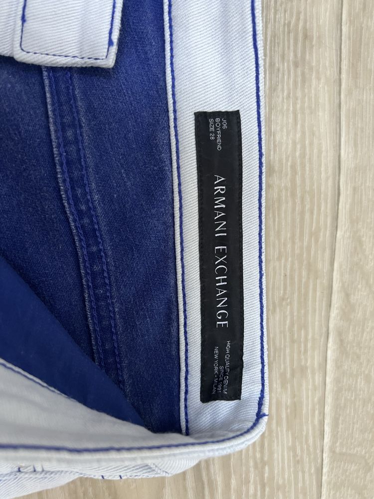 Джинси Armani Exchange