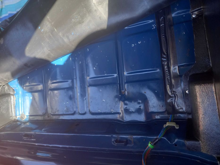 Продам ВАЗ 2107 с пробегом 42000км. НЕ крашена. Состояние как новая!