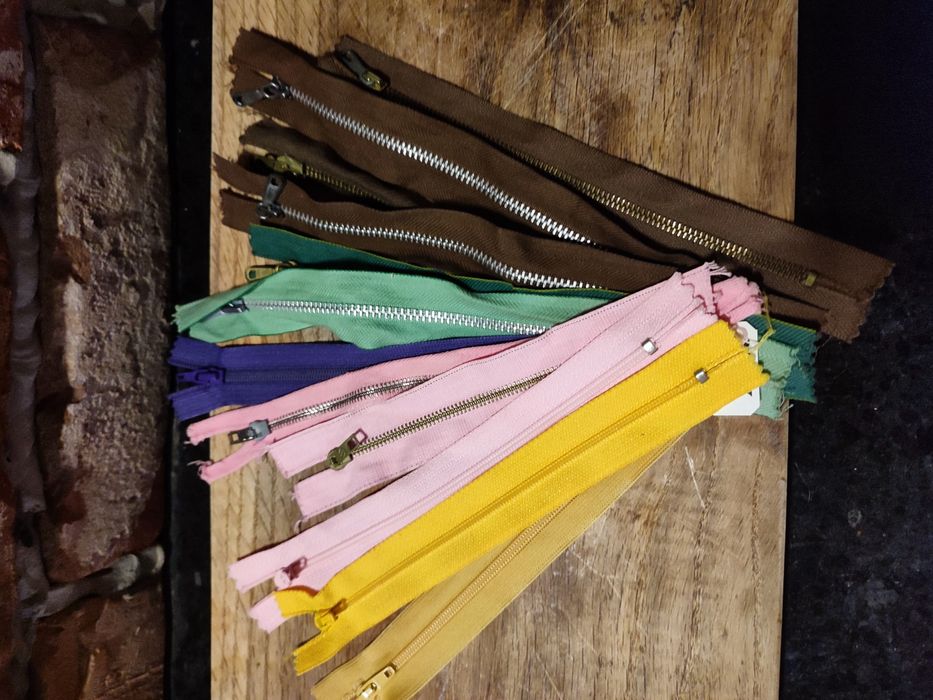 Komplet suwaków 17-21 cm 12 szt