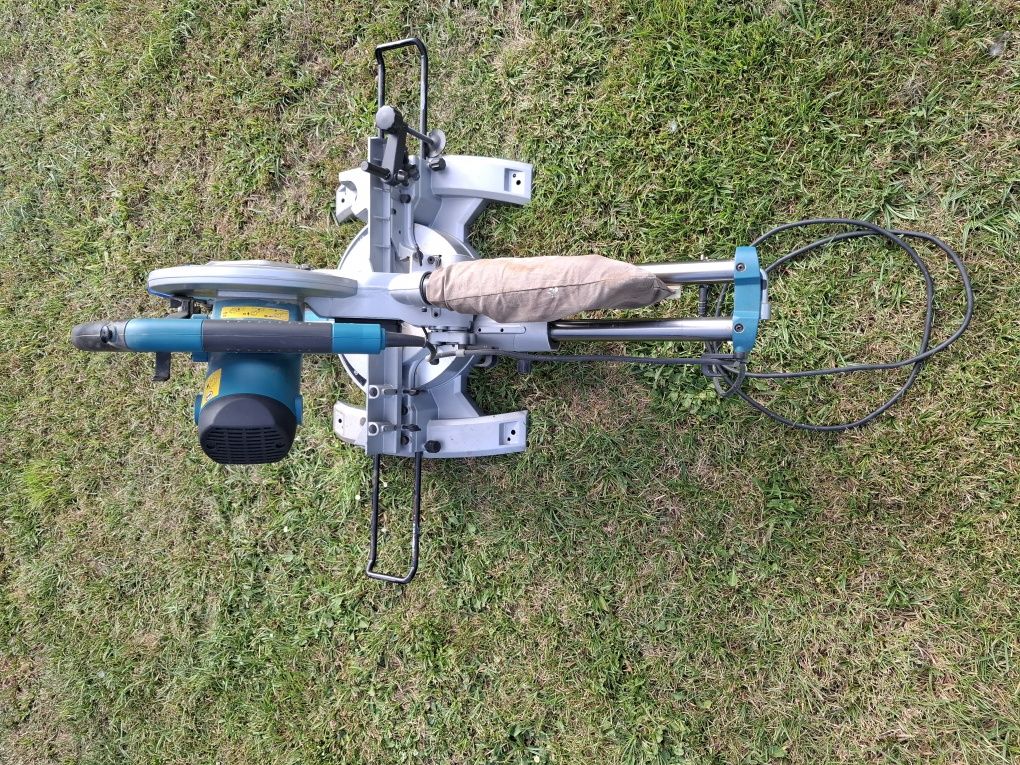Ukosnica Makita IS1018L Piła kapówka