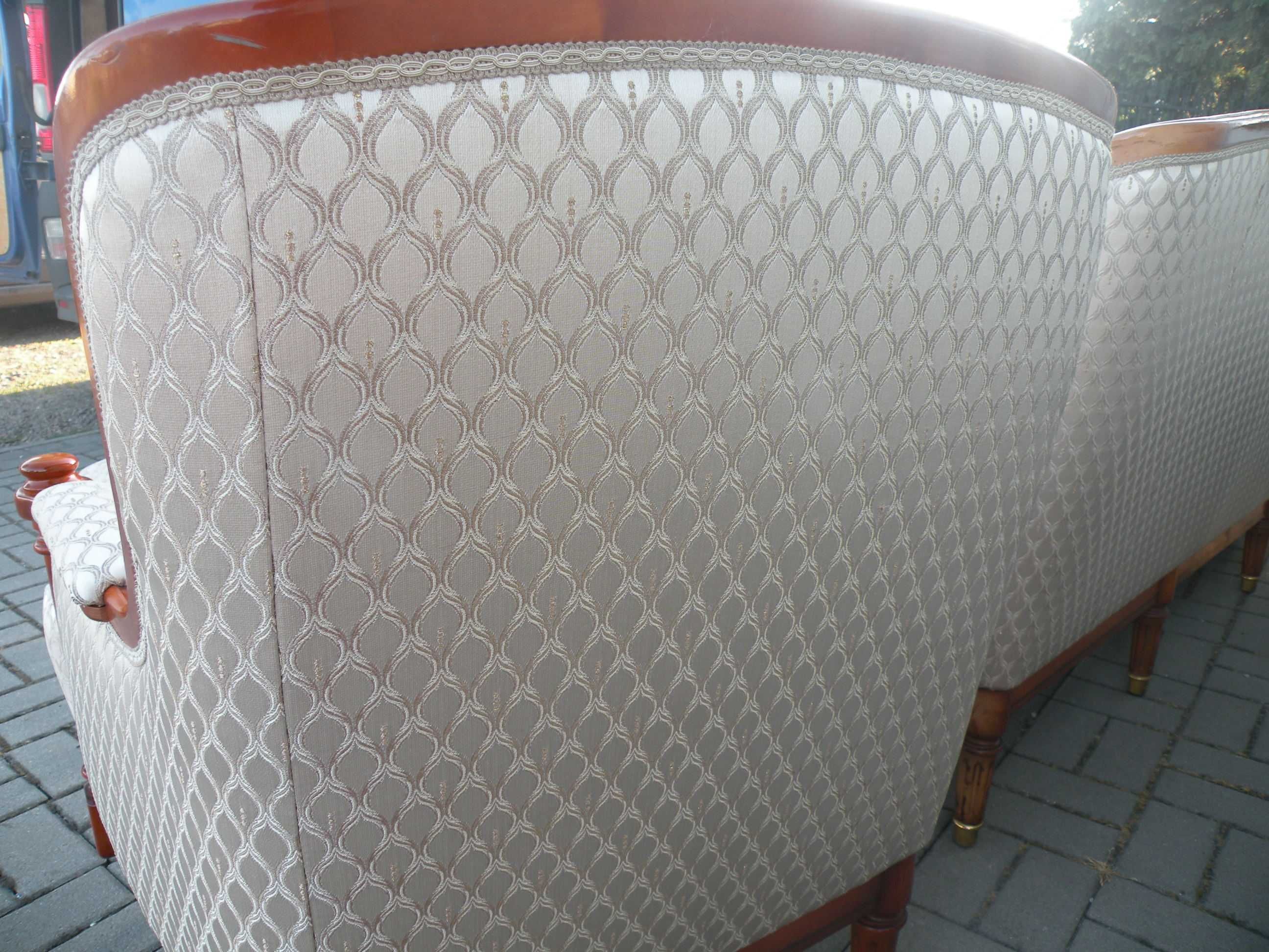 Sofa ,2 fotele i pufa w Stylu Ludwika ,,Warrings"  Po Renowacji