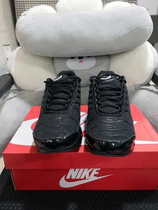 buty Espadryle NikeAirMaxTNPlusBlack Espadryle R.40