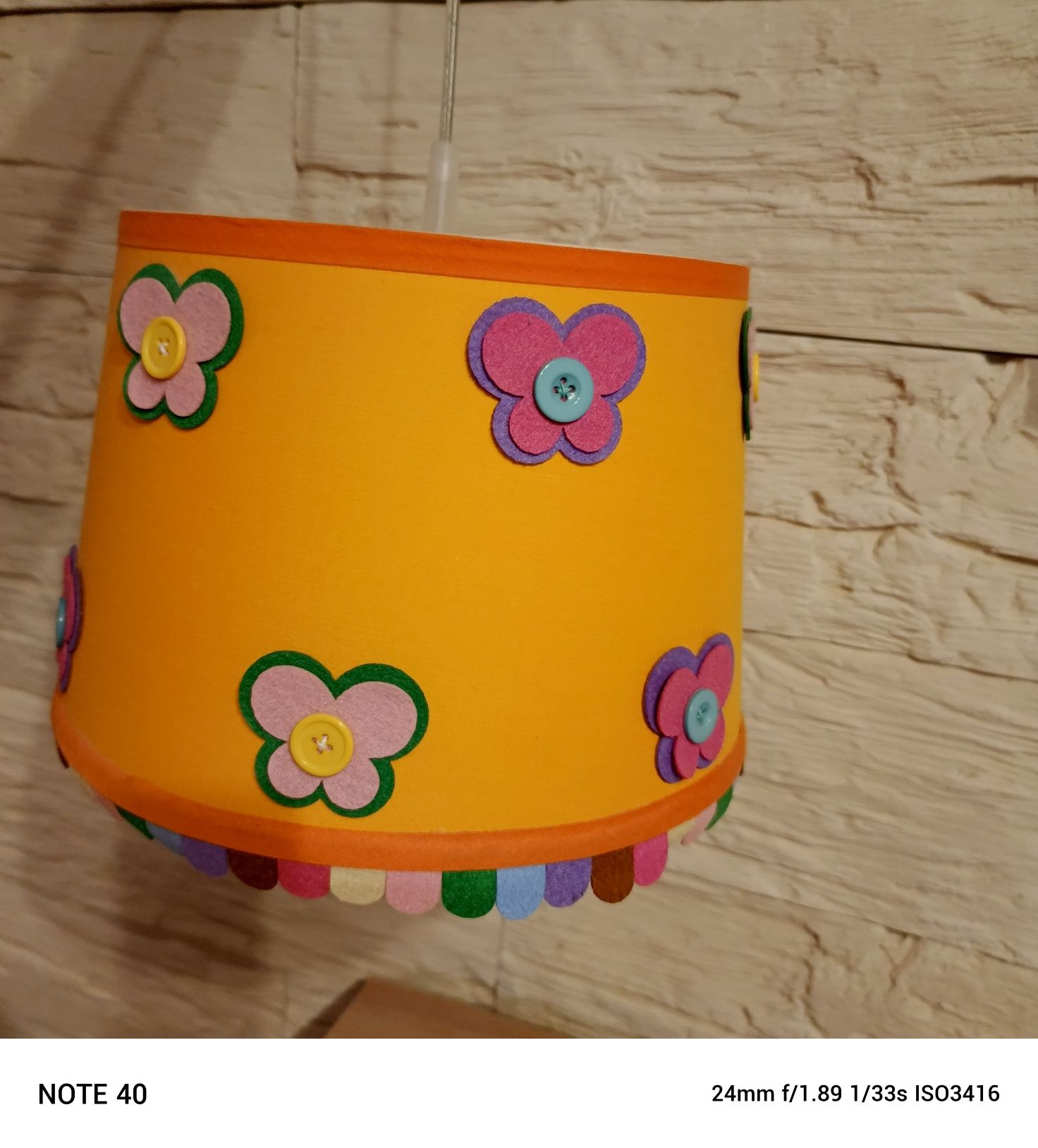 Lampa sufitowa dziecięca.