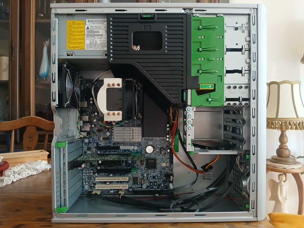 HP Z400 Workstation Xeon