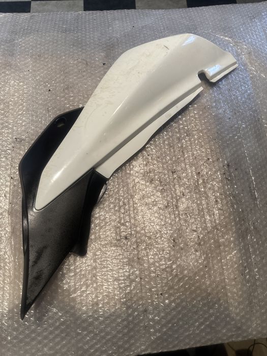 Honda XR 125 Bok Boczek Prawy Wypełnienie V339