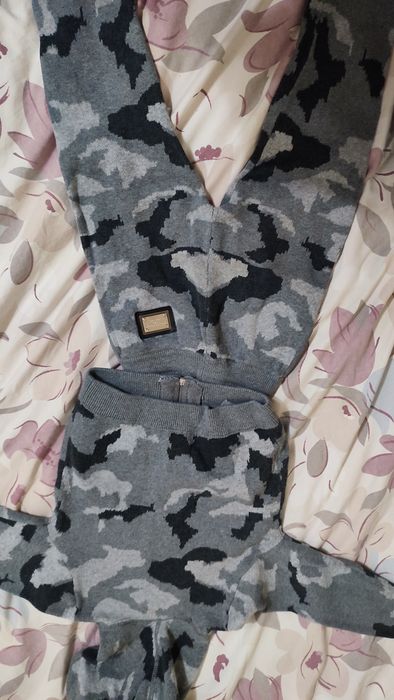 Продам костюмчик на хлопчика 1,5-2р