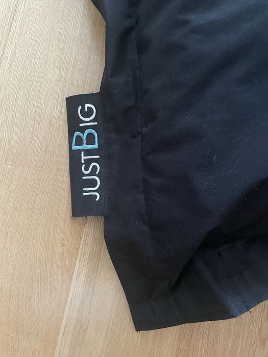 Puff almofadão preto