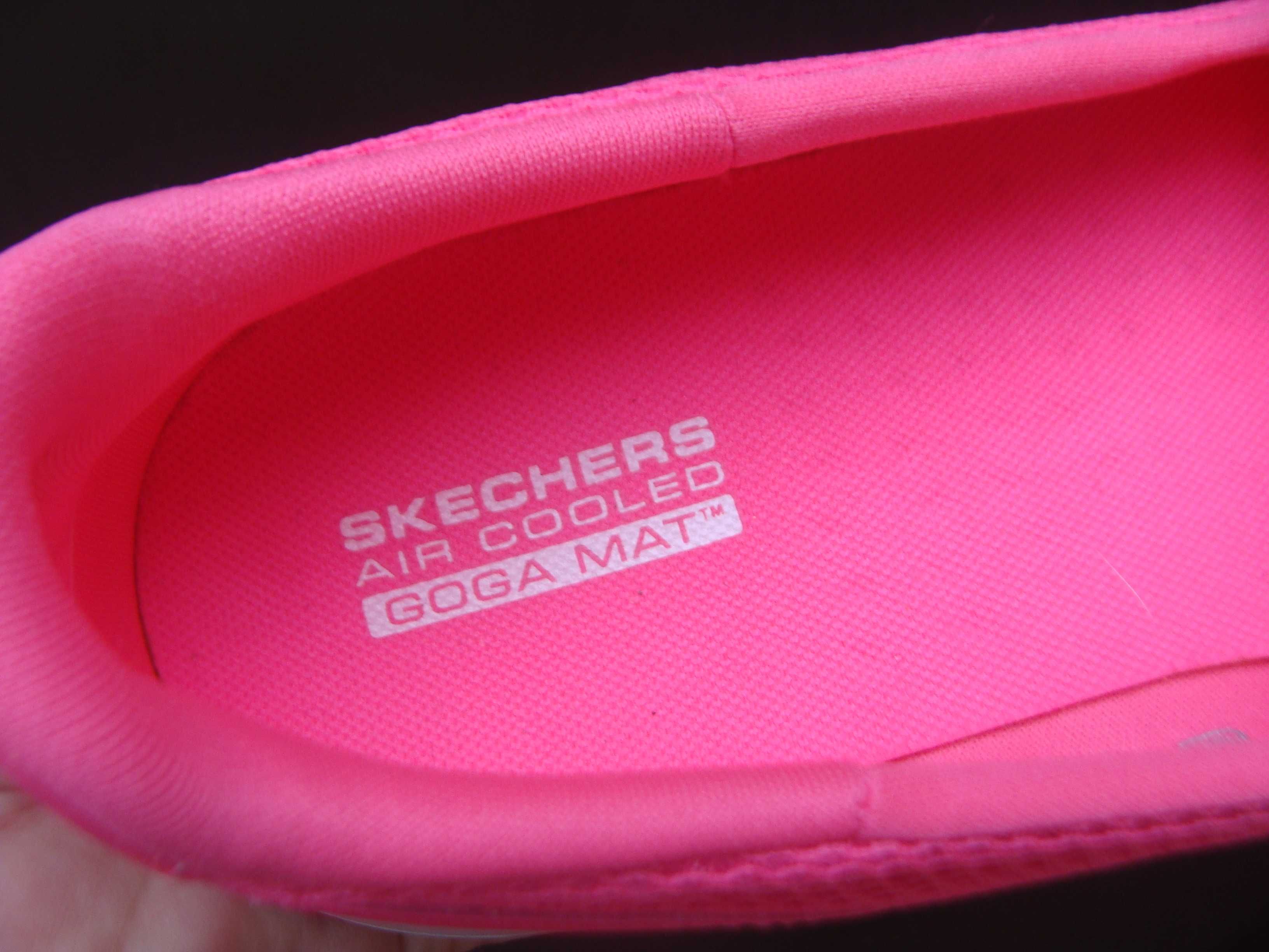 44/28 см Skechers новые легкие кроссовки оригинал