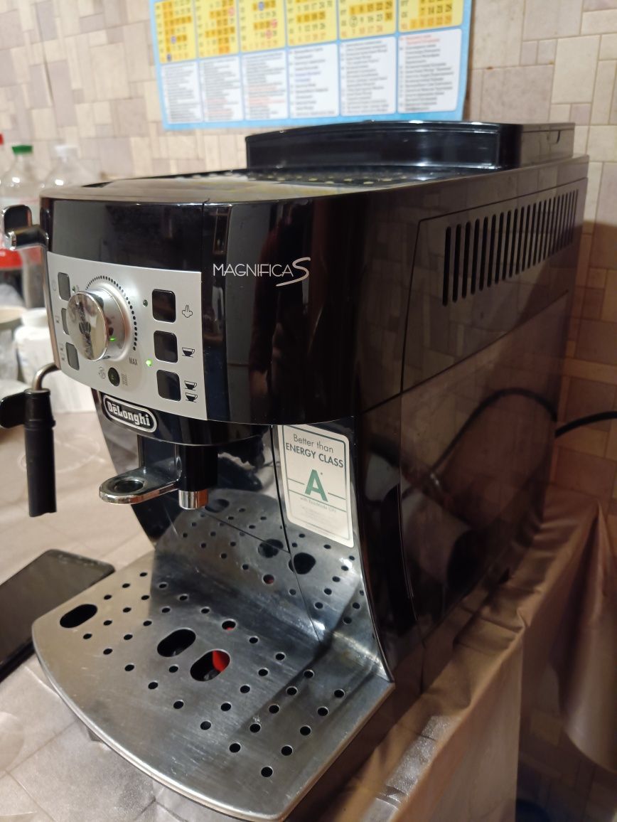 Кофемашина Delonghi Magnifica S. Автоматическая кофемашина